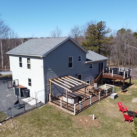 Lakehouse *Hottub*Jacuzzi*Firepit*Bbq*Pool Long Pond Luaran gambar